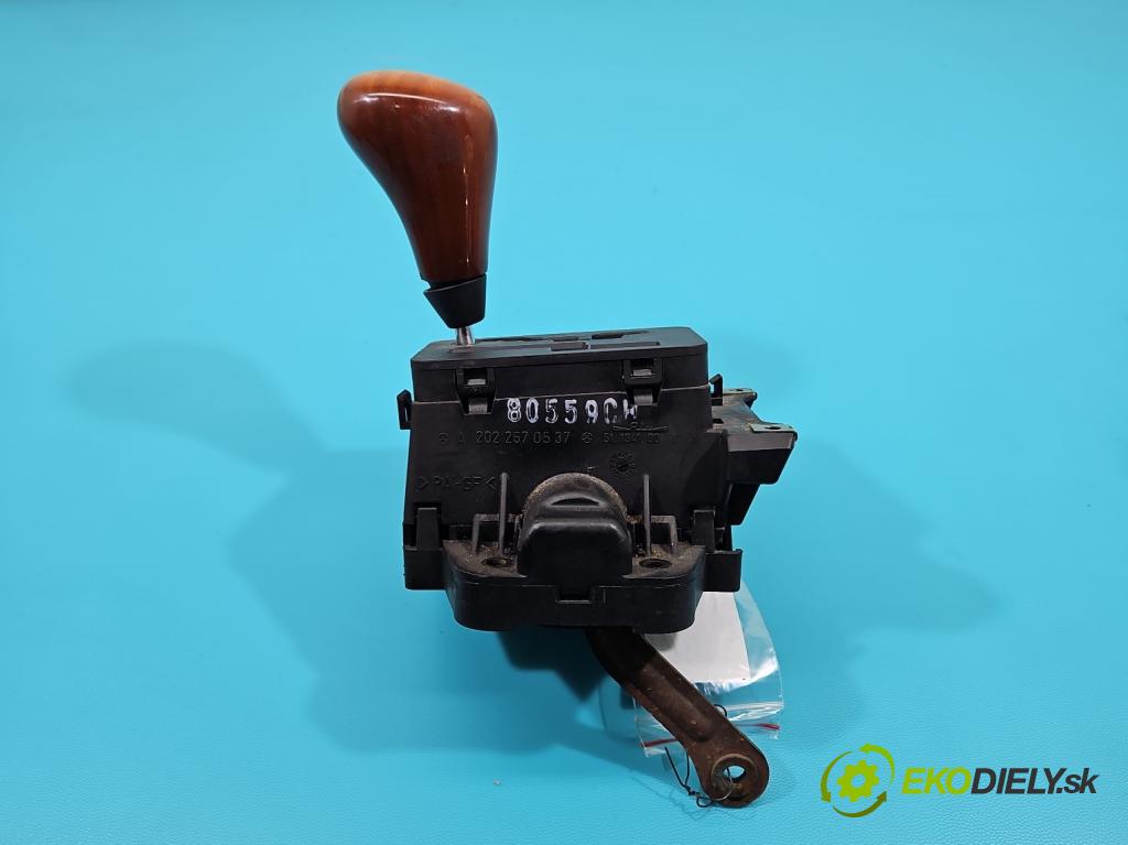 Mercedes ML W163 1997-2005 4.3 V8 272 HP automatic 200 kW 4266 cm3 5- Páka: Změny: stupeň,rýchlosť A2022670537 (Rýchlostná páka (kulisa))