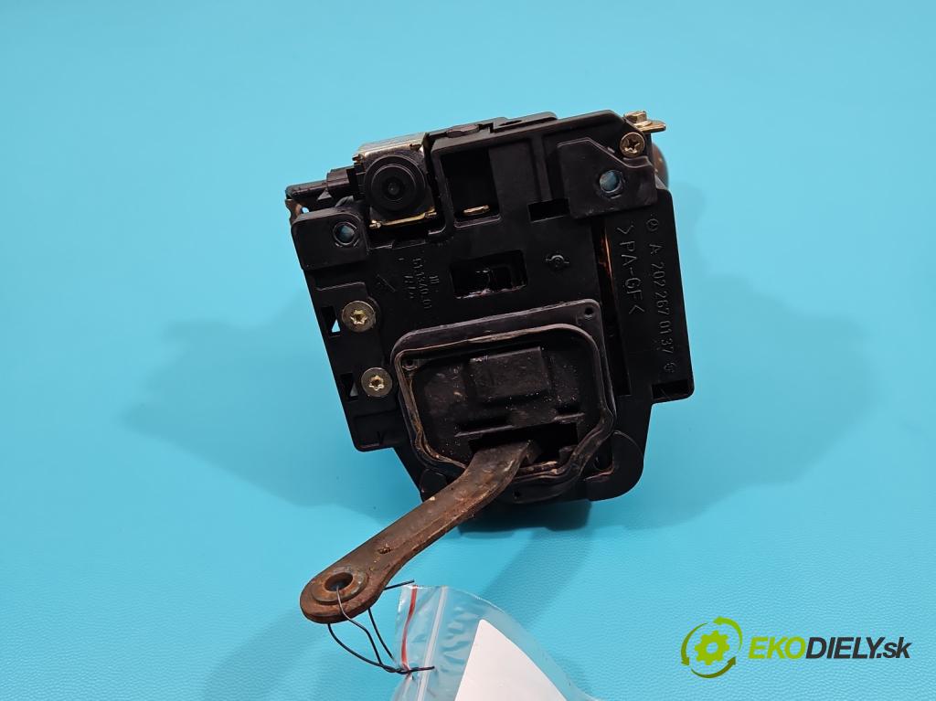 Mercedes ML W163 1997-2005 4.3 V8 272 HP automatic 200 kW 4266 cm3 5- Páka: Změny: stupeň,rýchlosť A2022670537 (Rýchlostná páka (kulisa))