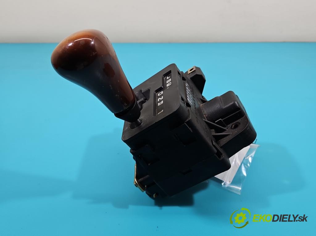 Mercedes ML W163 1997-2005 4.3 V8 272 HP automatic 200 kW 4266 cm3 5- Páka: Změny: stupeň,rýchlosť A2022670537 (Rýchlostná páka (kulisa))