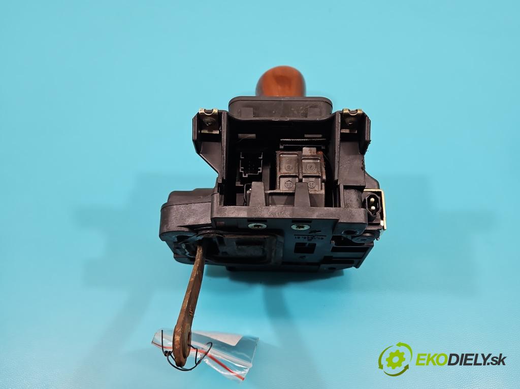 Mercedes ML W163 1997-2005 4.3 V8 272 HP automatic 200 kW 4266 cm3 5- Páka: Změny: stupeň,rýchlosť A2022670537 (Rýchlostná páka (kulisa))