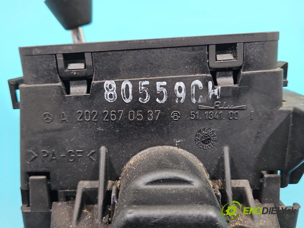 Mercedes ML W163 1997-2005 4.3 V8 272 HP automatic 200 kW 4266 cm3 5- Páka: Změny: stupeň,rýchlosť A2022670537 (Rýchlostná páka (kulisa))