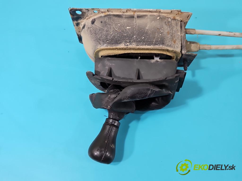 Vw Passat B4 1993-1997 1.9 tdi 90 HP manual 66 kW 1895 cm3 5- Páka: Změny: stupeň,rýchlosť  (Rýchlostné páky / kulisy)