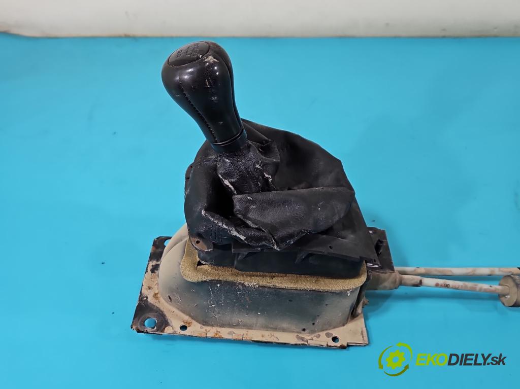 Vw Passat B4 1993-1997 1.9 tdi 90 HP manual 66 kW 1895 cm3 5- Páka: Změny: stupeň,rýchlosť  (Rýchlostné páky / kulisy)