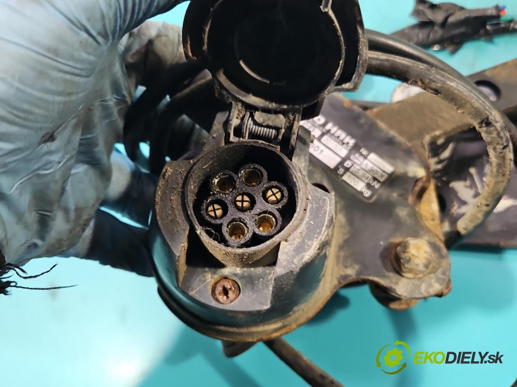 Mercedes ML W163 1997-2005 4.3 V8 272 hp automatic 200 kW 4266 cm3 5- oko tažné  (Tažná zařízení)