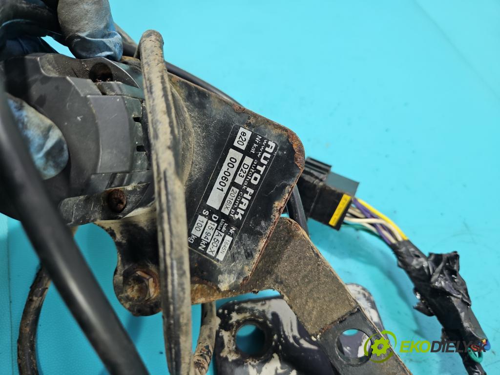 Mercedes ML W163 1997-2005 4.3 V8 272 hp automatic 200 kW 4266 cm3 5- oko tažné  (Tažná zařízení)