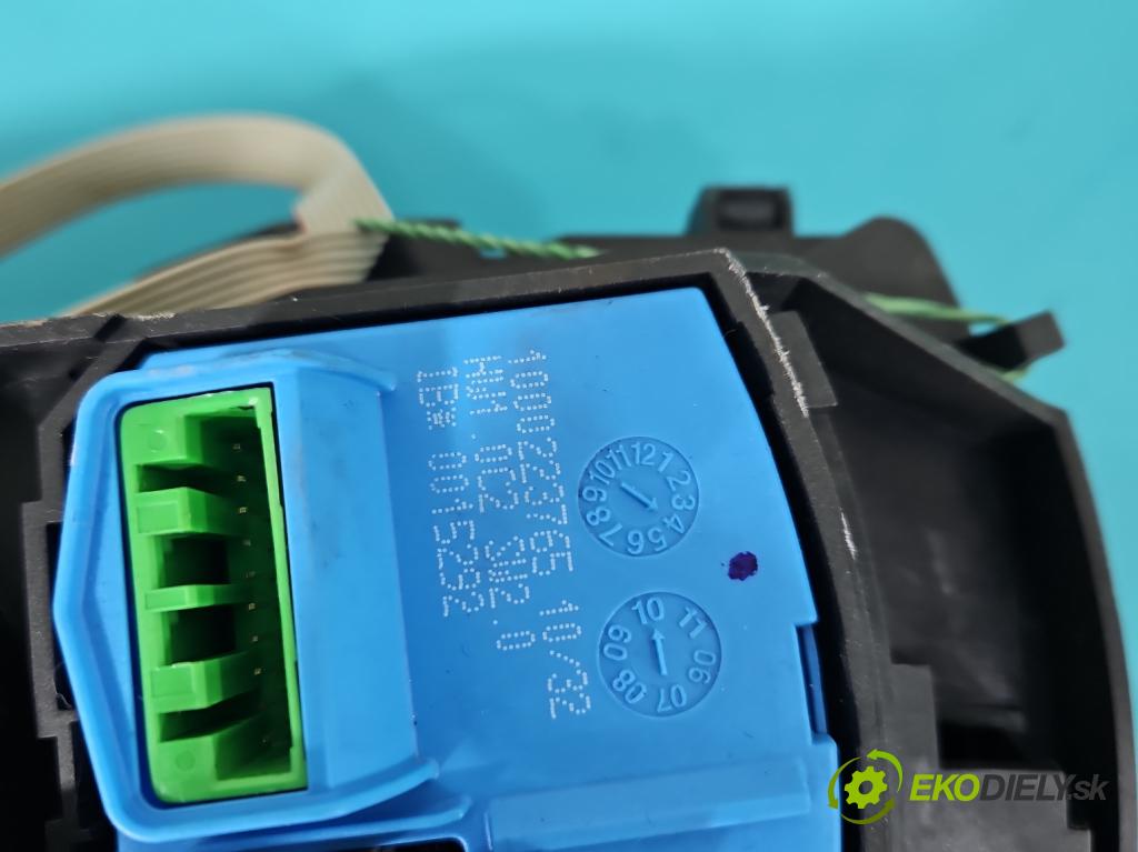 Ford Kuga Mk1 2008-2013 2.0 TDCI 140 HP automatic 103 kW 1997 cm3 5- Páka: Změny: stupeň,rýchlosť  (Rýchlostná páka (kulisa))