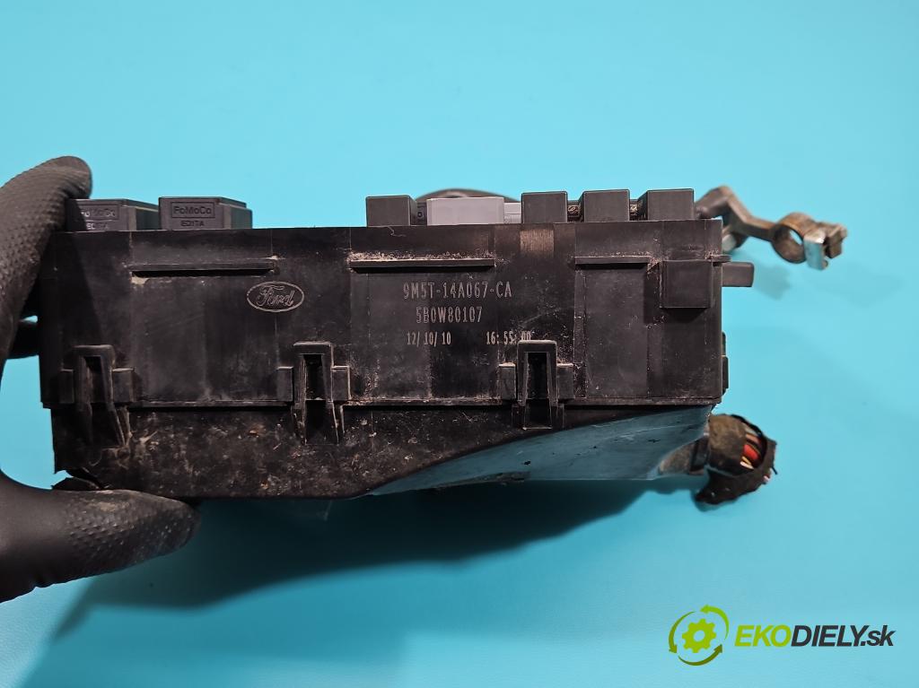 Ford Kuga Mk1 2008-2013 2.0 TDCI 140 hp automatic 103 kW 1997 cm3 5- skříňka pojistková 9M5T-14A067-CA (Pojistkové skříňky)