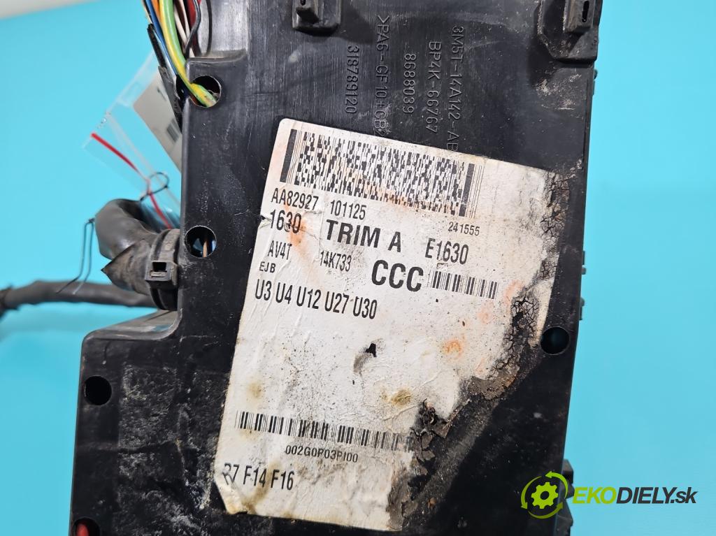 Ford Kuga Mk1 2008-2013 2.0 TDCI 140 hp automatic 103 kW 1997 cm3 5- skříňka pojistková 9M5T-14A067-CA (Pojistkové skříňky)