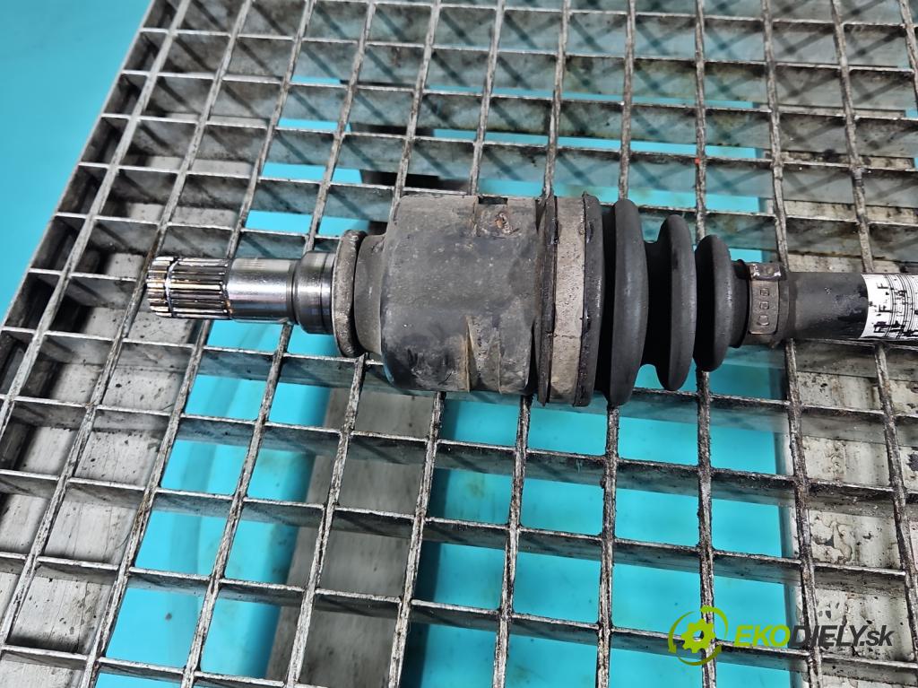 Toyota Corolla E16/E18  2013-2019 1.6 16V 132  HP manual 97 kW 1598 cm3 4- poloos predné ľavé