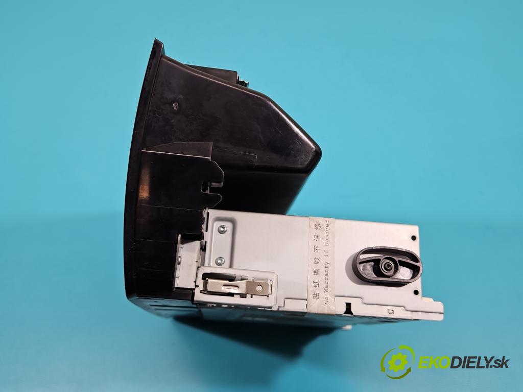 Skoda Fabia III 2014- 2021 1.0 mpi 75 hp manual 55 kW 999 cm3 5- Radio továrna: 6V0035872