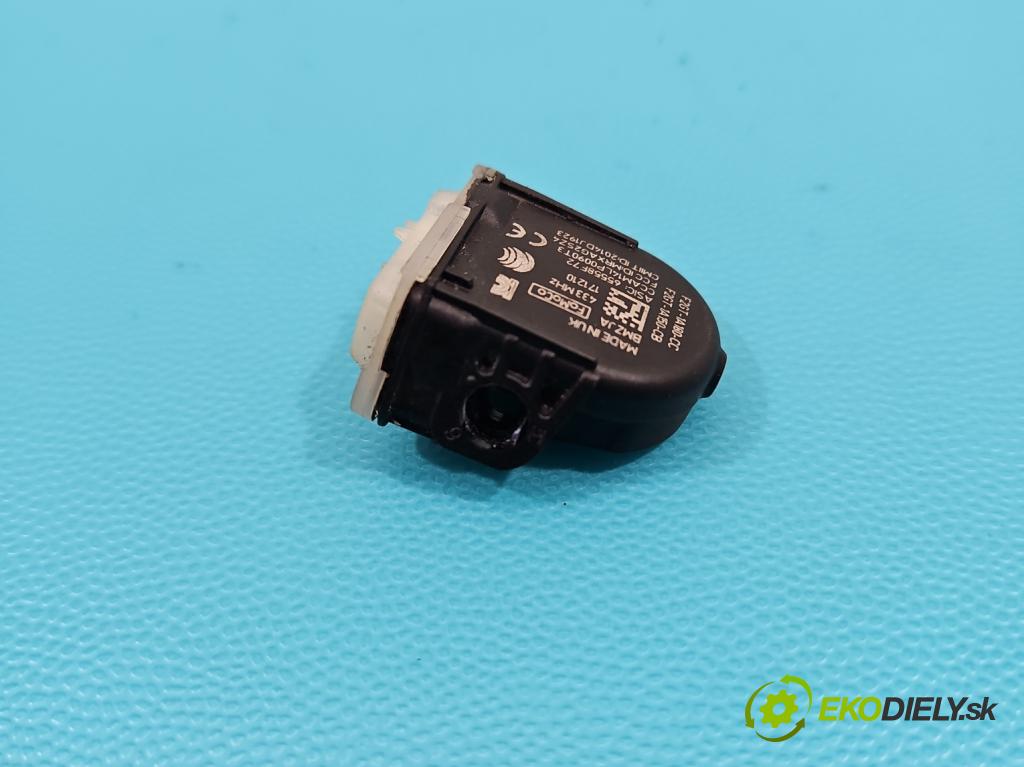 Ford Fiesta MK8 2016-2023 1.1 71 hp manual 52 kW 1084 cm3 5- snímač tlaku pneumatika 214DJ1923 (Snímače tlaku v pneumatikách)