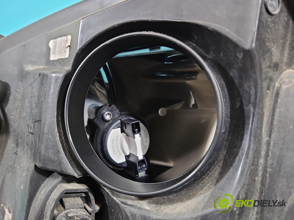 Ford Fiesta MK8 2016-2023 1.1 71 HP manual 52 kW 1084 cm3 5- Reflektor: pravý H1BB-13W029-AD (Pravé)