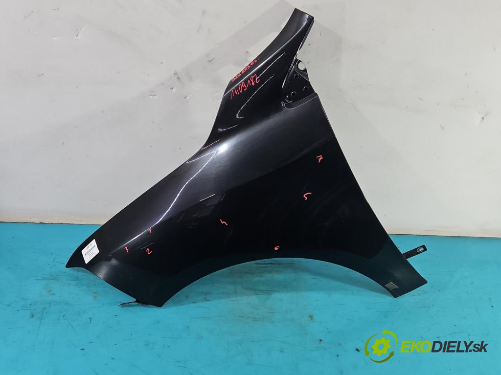 Renault Fluence 1.5 dci 86 HP manual 63 kW 1461 cm3 4- blatník predné ľavý  (Predné ľavé)