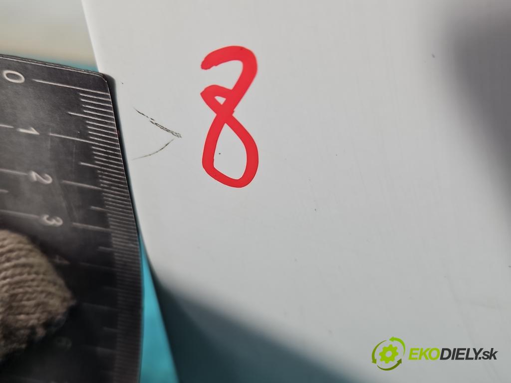 Vw Golf III 1991-1998 1.6 8V 101 hp manual 74 kW 1595 cm3 5- zadní kufrové dveře  (Zadní kapoty)