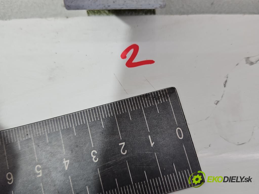 Vw Golf III 1991-1998 1.6 8V 101 hp manual 74 kW 1595 cm3 5- zadní kufrové dveře  (Zadní kapoty)