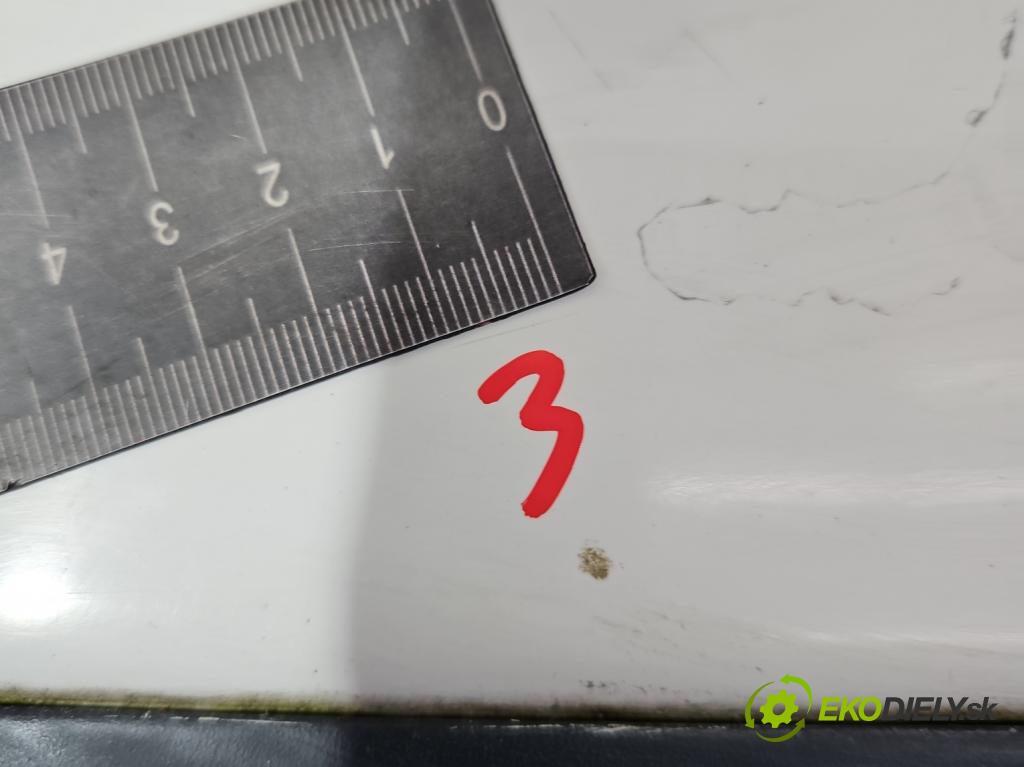 Vw Golf III 1991-1998 1.6 8V 101 hp manual 74 kW 1595 cm3 5- zadní kufrové dveře  (Zadní kapoty)