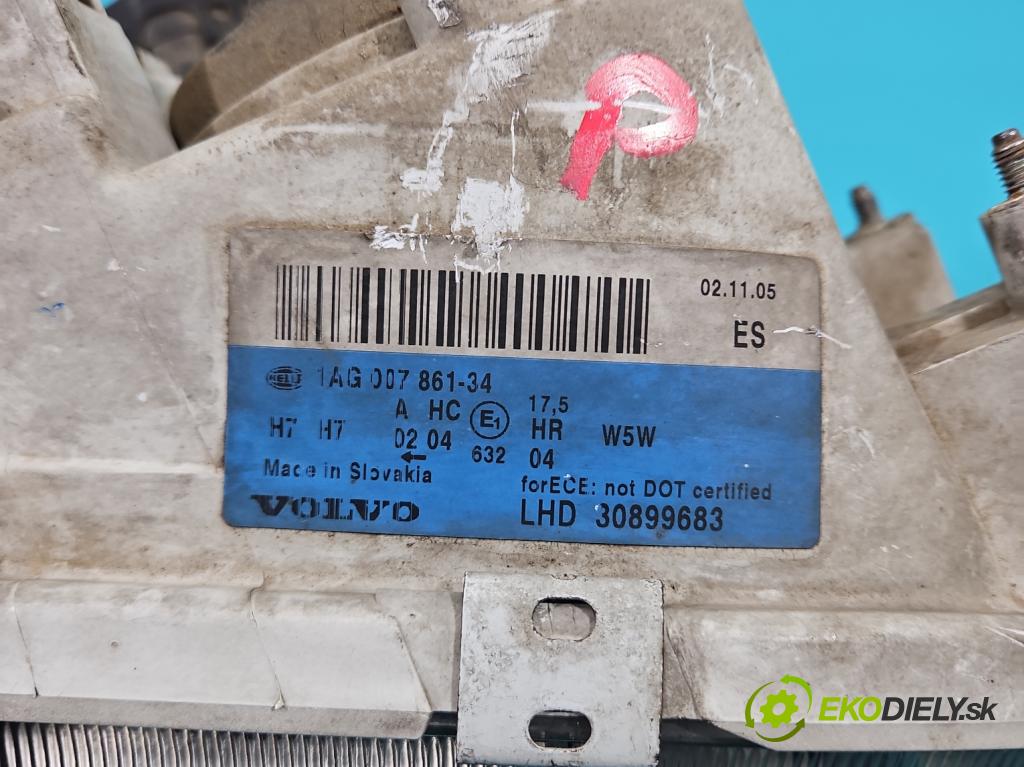 Volvo V40 I 1995-2004 1.9 dci 116 HP manual 85 kW 1870 cm3 5- Reflektor: pravý 30899683 (Pravé)