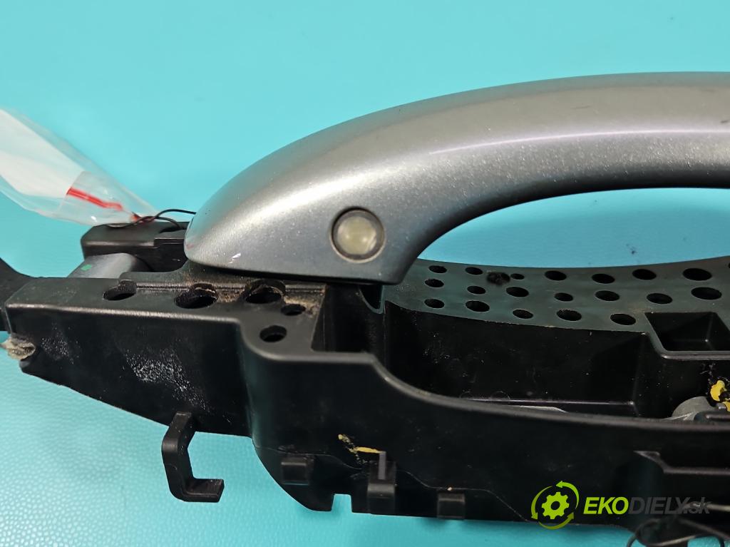 Audi A8 D4 2009-2017 3.0 V6 tdi 250 HP automatic 184 kW 2967 cm3 4- rukoväť predné ľavé mimo: 4H1837885 (Vonkajšie predné ľavé)