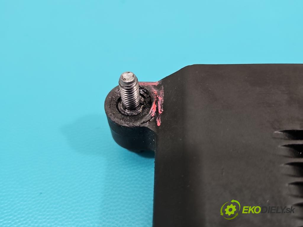 Fiat Punto Grande 1.2 8V 65 HP manual 48 kW 1242 cm3 3- cievka zapaľovacia 55200112 (Zapaľovacie cievky, moduly)