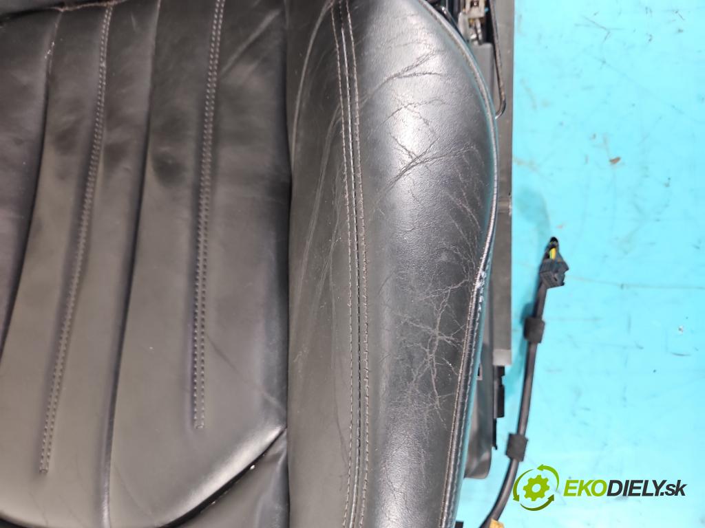 Audi A8 D4 2009-2017 3.0 V6 tdi 250 HP automatic 184 kW 2967 cm3 4- Sedačka ľavý  (Sedačky, sedadlá)