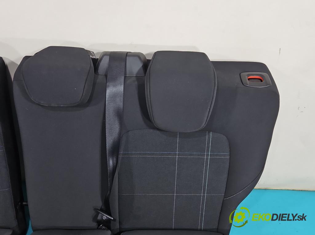 Ford Fiesta MK8 2016-2023 1.1 71 HP manual 52 kW 1084 cm3 5- Pohovka: zadné  (Sedačky, sedadlá)