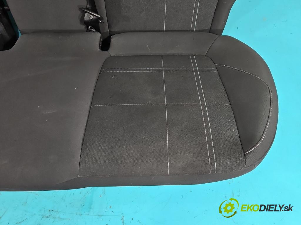 Ford Fiesta MK8 2016-2023 1.1 71 HP manual 52 kW 1084 cm3 5- Pohovka: zadné  (Sedačky, sedadlá)