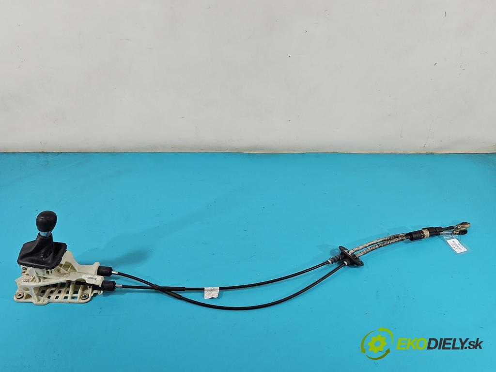 Volvo S60 II 2010-2018 2.0 D3 163 HP manual 120 kW 1984 cm3 4- Páka: Změny: stupeň,rýchlosť 31219639 (Rýchlostná páka (kulisa))