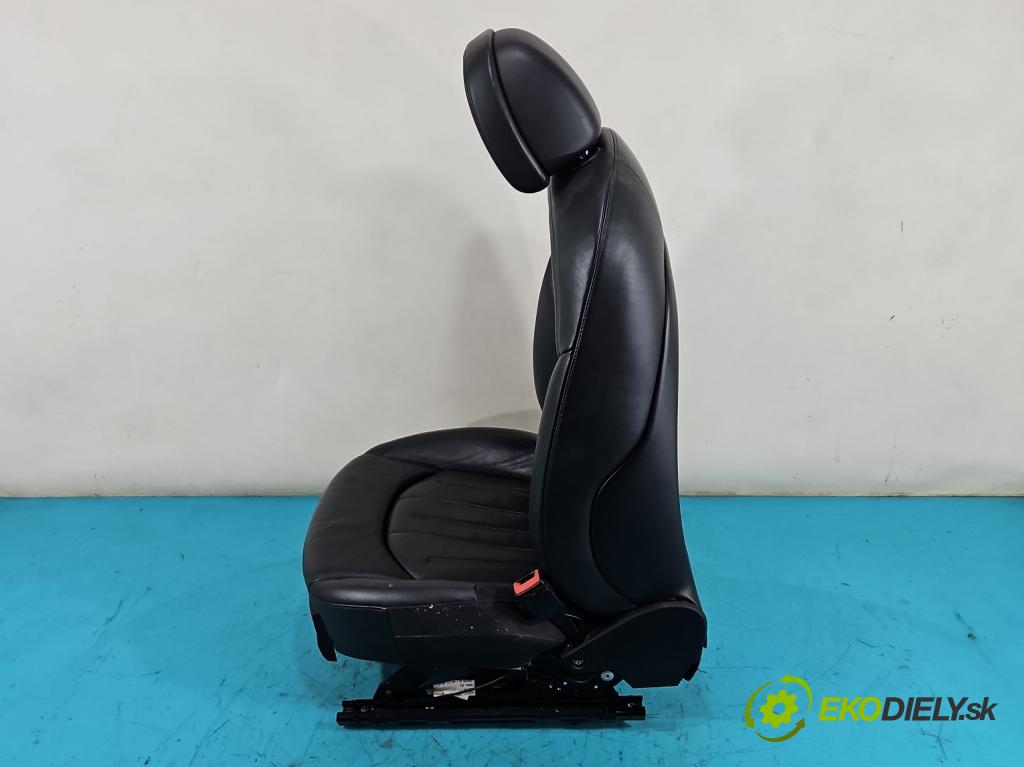 Audi A8 D4 2009-2017 3.0 V6 tdi 250 HP automatic 184 kW 2967 cm3 4- Sedačka pravý  (Sedačky, sedadlá)