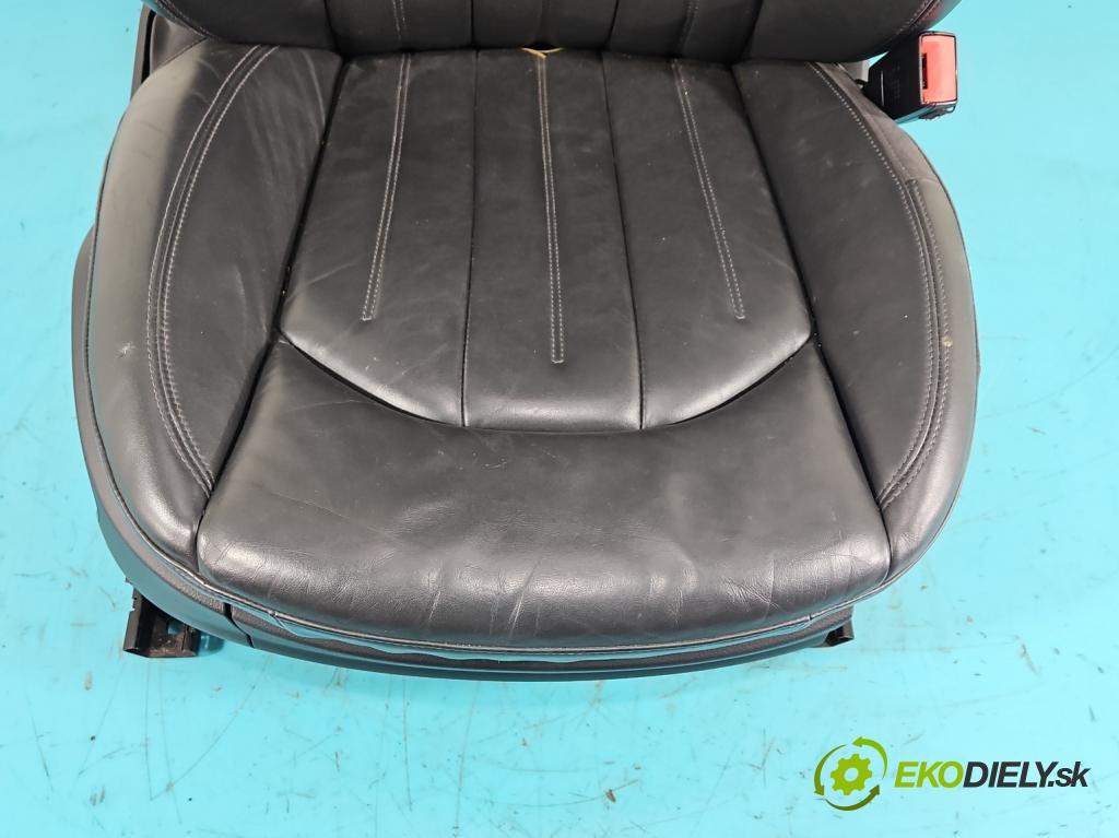 Audi A8 D4 2009-2017 3.0 V6 tdi 250 HP automatic 184 kW 2967 cm3 4- Sedačka pravý  (Sedačky, sedadlá)