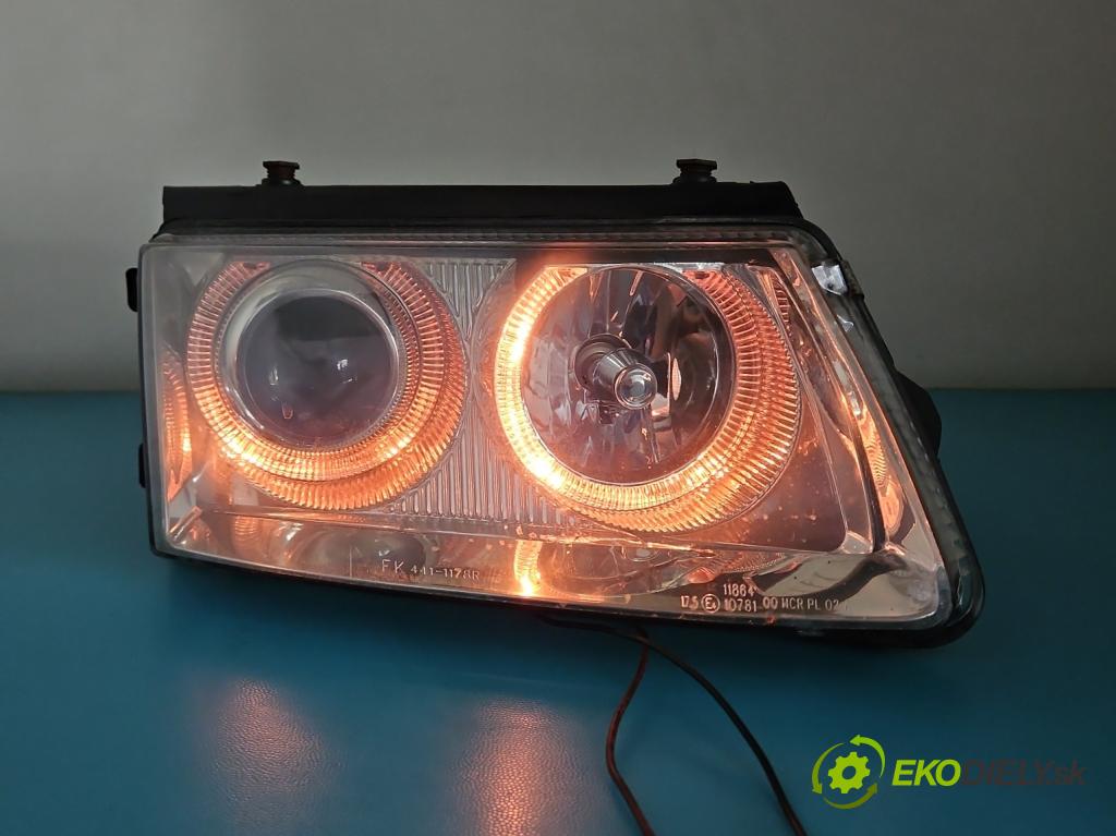 Vw Passat B5 1995-2005 1.8b 125 HP manual 92 kW 1781 cm3 4- Reflektor: pravý  (Pravé)