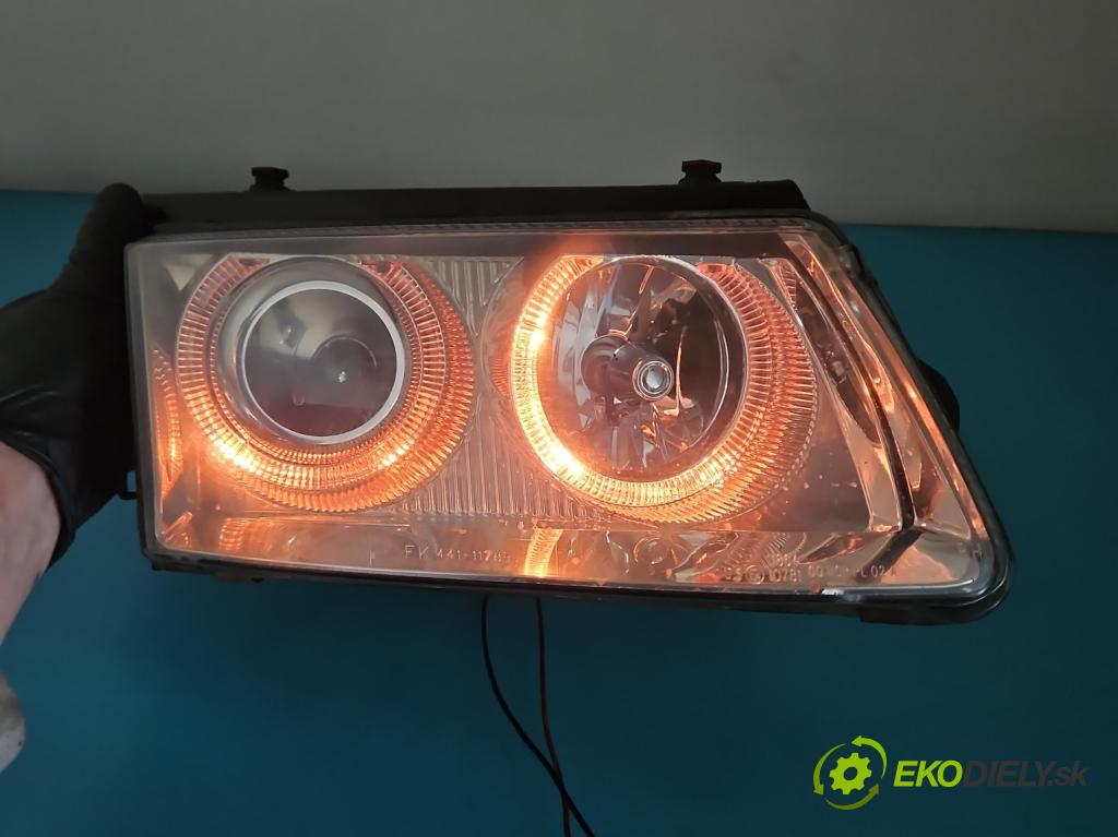 Vw Passat B5 1995-2005 1.8b 125 HP manual 92 kW 1781 cm3 4- Reflektor: pravý  (Pravé)