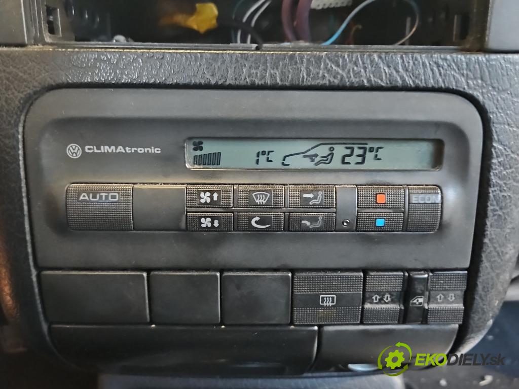 Vw Golf III 1991-1998 1.9 tdi 110 hp manual 81 kW 1896 cm3 5- palubní deska panel topení 5HB006797-10