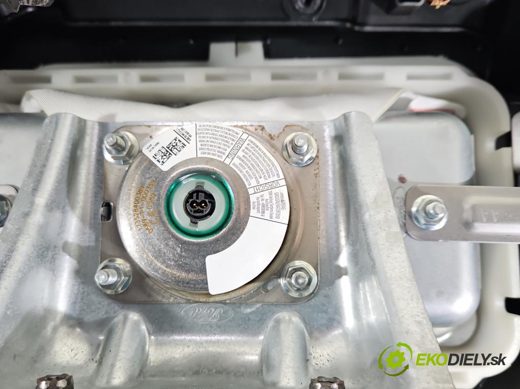 Ford Fiesta MK8 2016-2023 1.1 71 HP manual 52 kW 1084 cm3 5- kokpit,pristrojová doska rozdeľovacia
