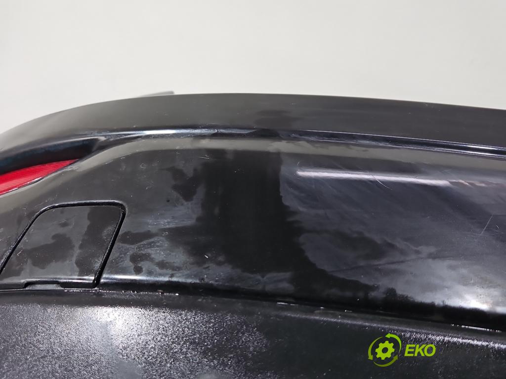 Renault Fluence 1.5 dci 86 hp manual 63 kW 1461 cm3 4- nárazník zadní  (Ostatné)