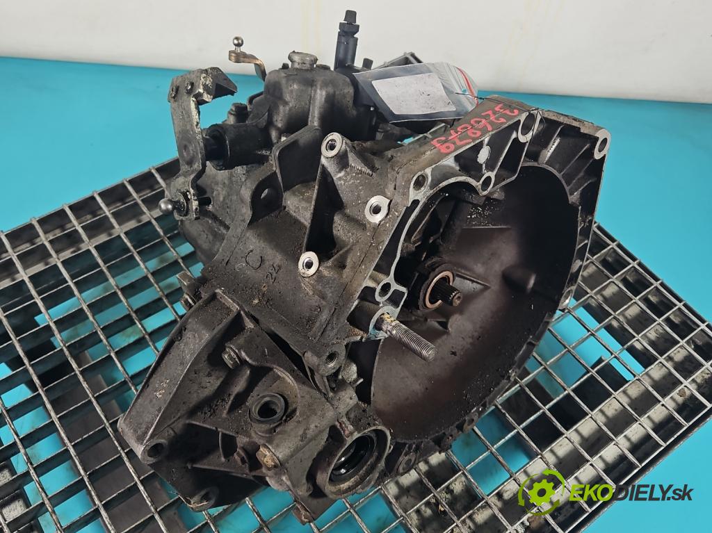 Fiat Punto Grande 1.2 8V 65 HP manual 48 kW 1242 cm3 3- prevodovka stupeň,rýchlosť manual