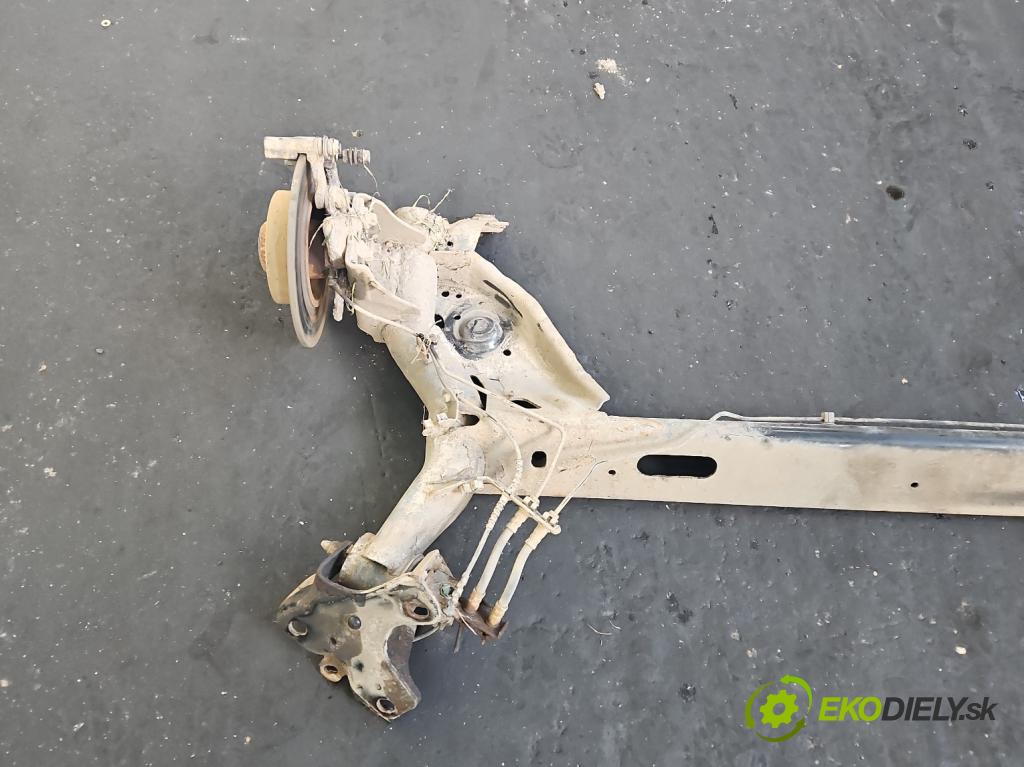 Renault Fluence 1.5 dci 86 hp manual 63 kW 1461 cm3 4- zadní výztuha  (Výztuhy zadní)