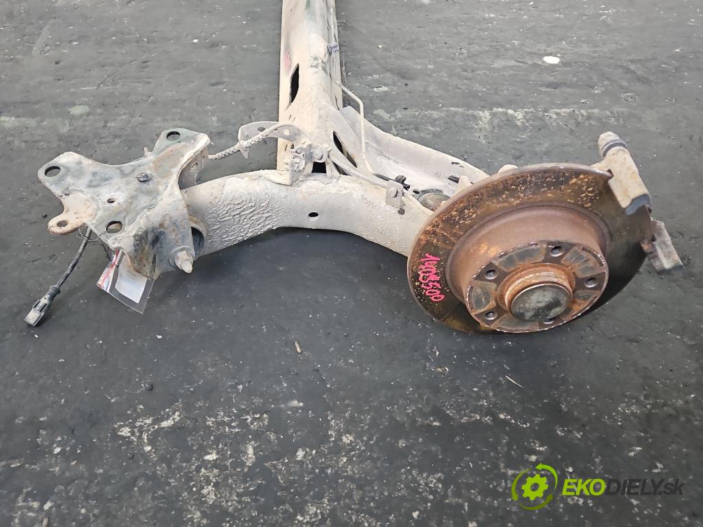 Renault Fluence 1.5 dci 86 hp manual 63 kW 1461 cm3 4- zadní výztuha  (Výztuhy zadní)