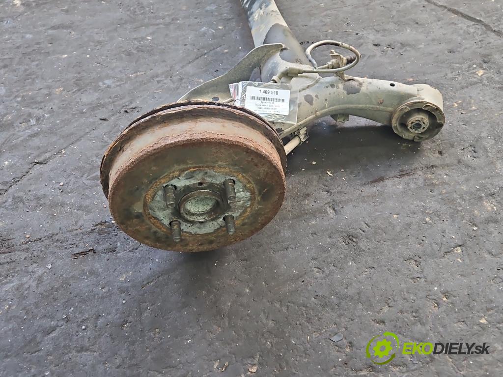 Toyota Yaris II 2005-2011 1.3 vvti 87 hp manual 64 kW 1298 cm3 5- zadní výztuha  (Výztuhy zadní)