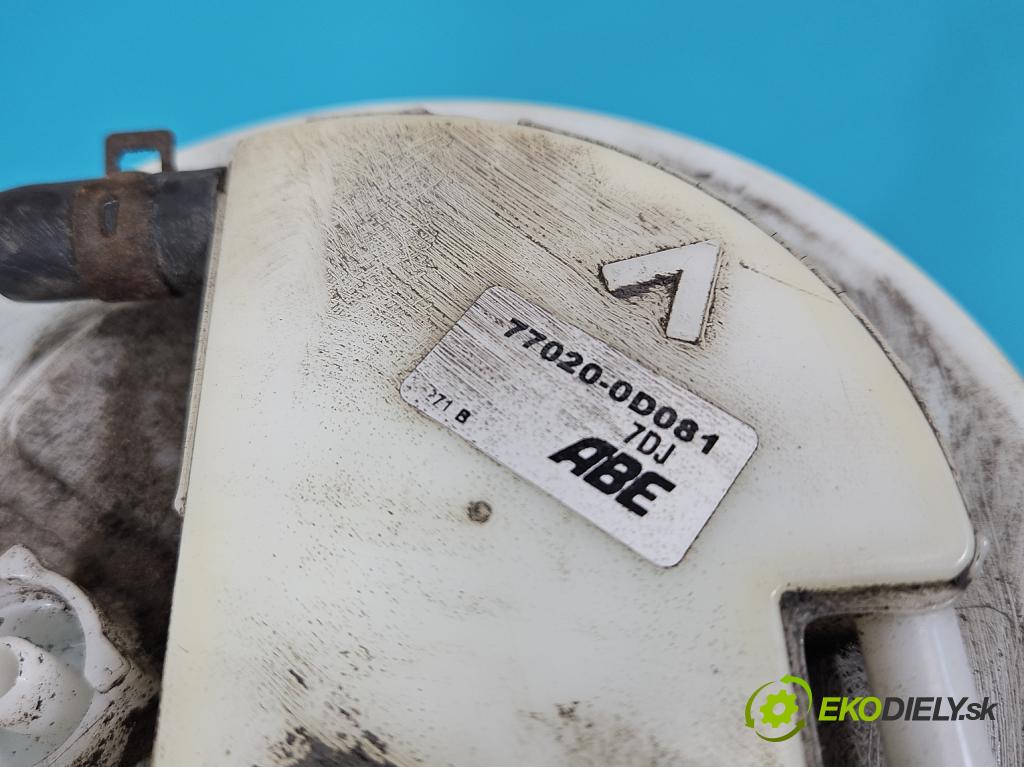Toyota Yaris II 2005-2011 1.3 vvti 87 hp manual 64 kW 1298 cm3 5- čerpadlo paliva 77020-0D081
