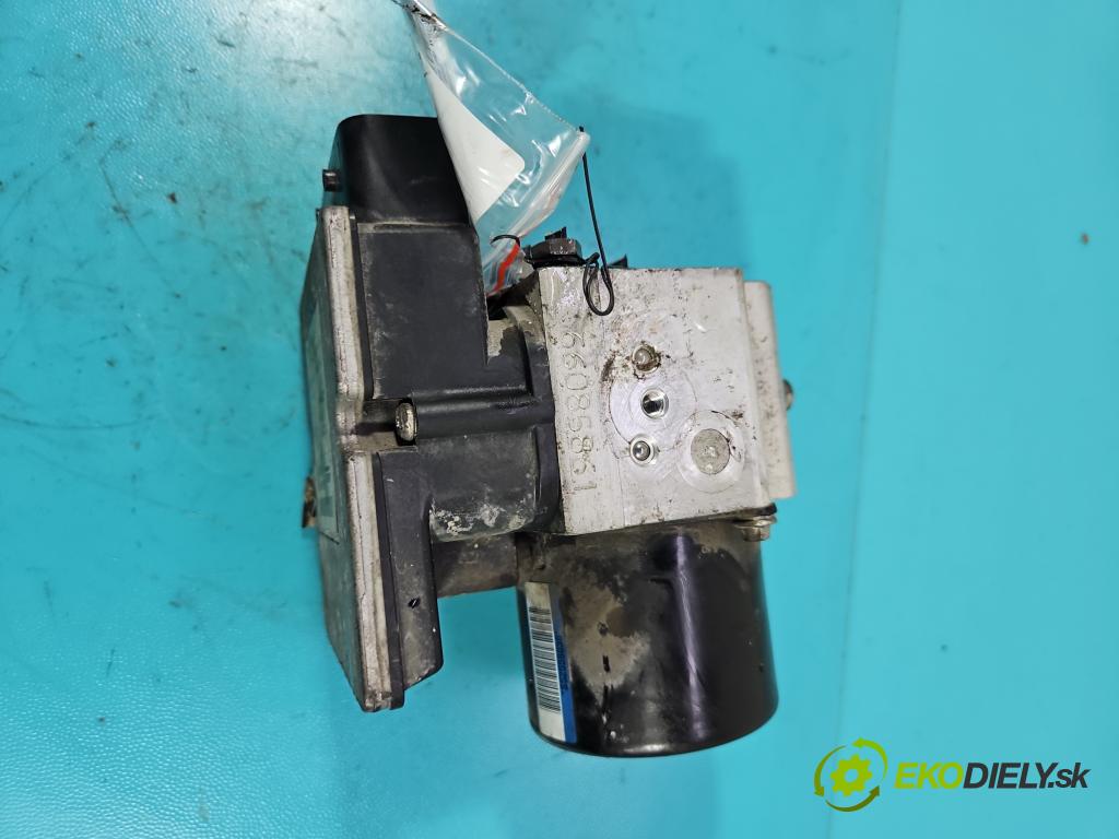 Lancia Ypsilon II 2003-2011 1,3.0 jtd 69KM manual 51 kW 1248 cm3 3- čerpadlo abs 54084785B (Pumpy ABS)