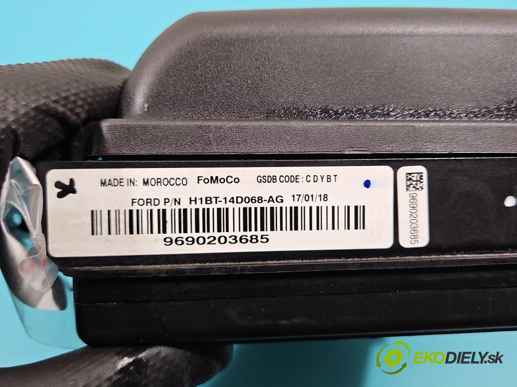 Ford Fiesta MK8 2016-2023 1.1 71 hp manual 52 kW 1084 cm3 5- skříňka pojistková 9690203685 (Pojistkové skříňky)