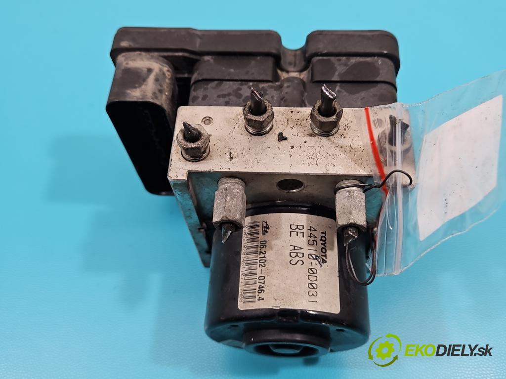 Toyota Yaris II 2005-2011 1.3 vvti 87 HP manual 64 kW 1298 cm3 5- čerpadlo abs 44510-0D031 (Pumpy ABS)