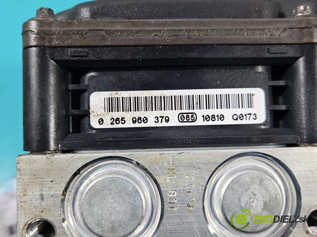 Audi A8 D4 2009-2017 3.0 V6 tdi 250 HP automatic 184 kW 2967 cm3 4- čerpadlo abs 4H0907379B (Pumpy ABS)