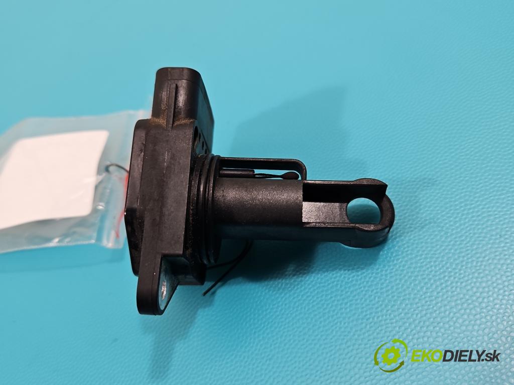 Toyota Yaris II 2005-2011 1.3 vvti 87 HP manual 64 kW 1298 cm3 5- průtokoměr: 22204-0J010 (Váhy vzduchu)