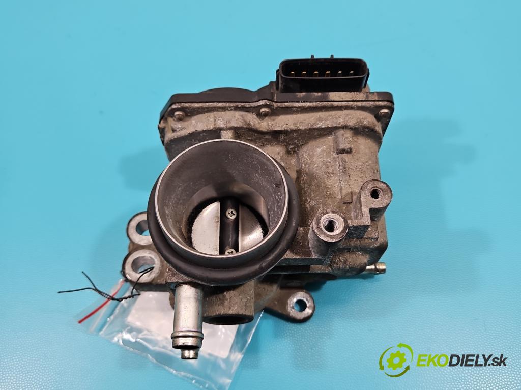 Toyota Yaris II 2005-2011 1.3 vvti 87 HP manual 64 kW 1298 cm3 5- klapka  (Škrtiace klapky)
