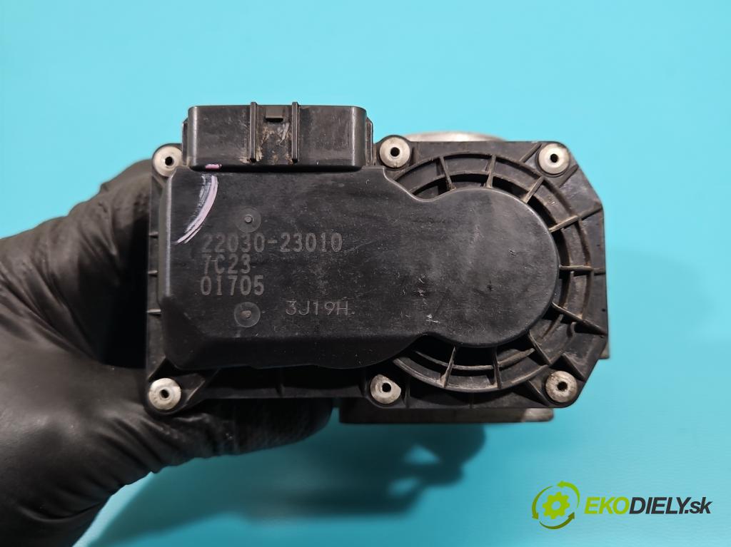 Toyota Yaris II 2005-2011 1.3 vvti 87 HP manual 64 kW 1298 cm3 5- klapka  (Škrtiace klapky)