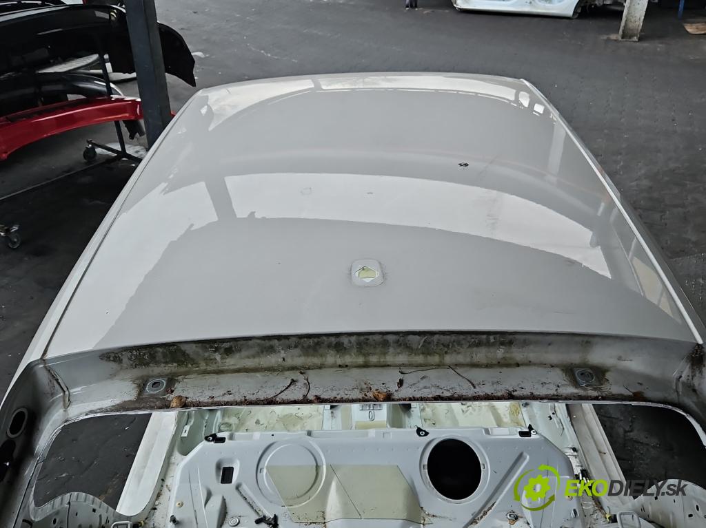 Skoda Fabia III 2014- 1.0 mpi 75 hp manual 55 kW 999 cm3 5- Strecha: