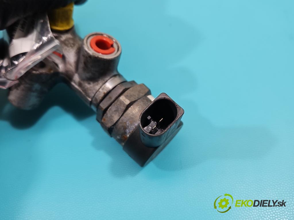 Audi A8 D4 2009-2017 3.0 V6 tdi 250 HP automatic 184 kW 2967 cm3 4- lišta vstrekovacia 059130090CA (Vstrekovacie lišty)