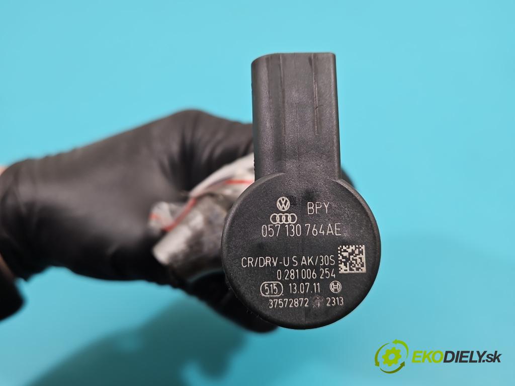 Audi A8 D4 2009-2017 3.0 V6 tdi 250 HP automatic 184 kW 2967 cm3 4- lišta vstrekovacia 059130090CA (Vstrekovacie lišty)