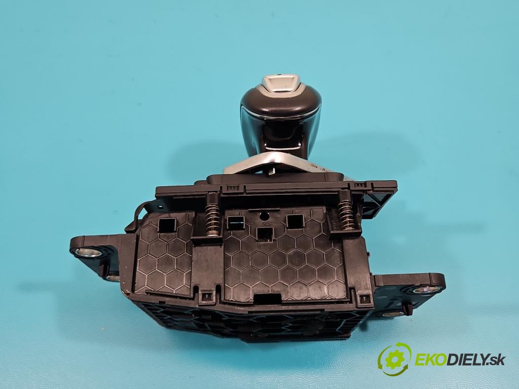 Audi A8 D4 2009-2017 3.0 V6 tdi 250 HP automatic 184 kW 2967 cm3 4- Páka: Změny: stupeň,rýchlosť 4H1927731A (Rýchlostná páka (kulisa))